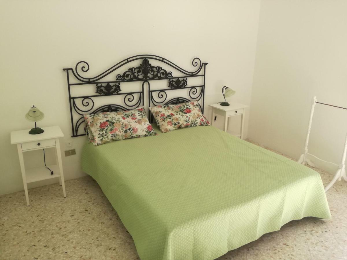 Villa Mariolina Guest House Bari Exterior photo